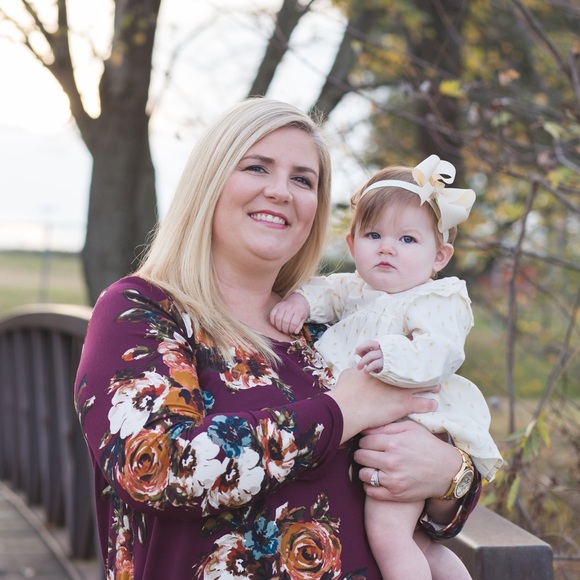 Meet your Posher, Hannah - Picture 1 of 1